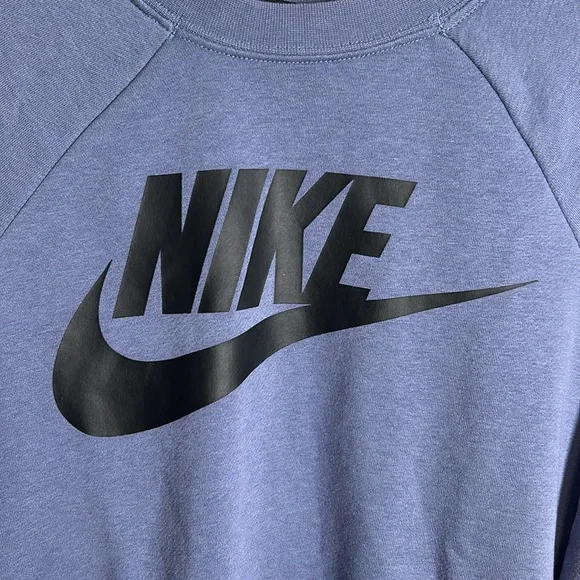 Nike Women’s Club Fleece Crewneck Sweatshirt Blue Cotton Blend Size XS. - Picture 2 of 11